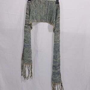 Small knit scarf  